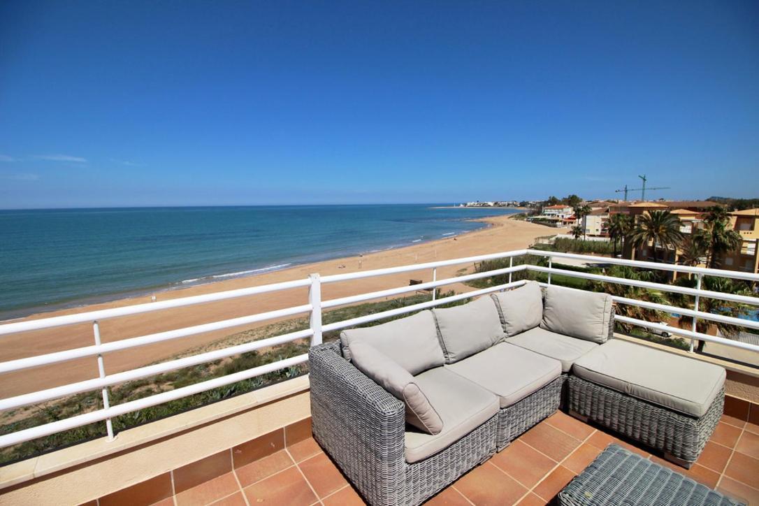 Atico Frontal Al Mar Con Piscina Privada By Homeprive Denia Luaran gambar