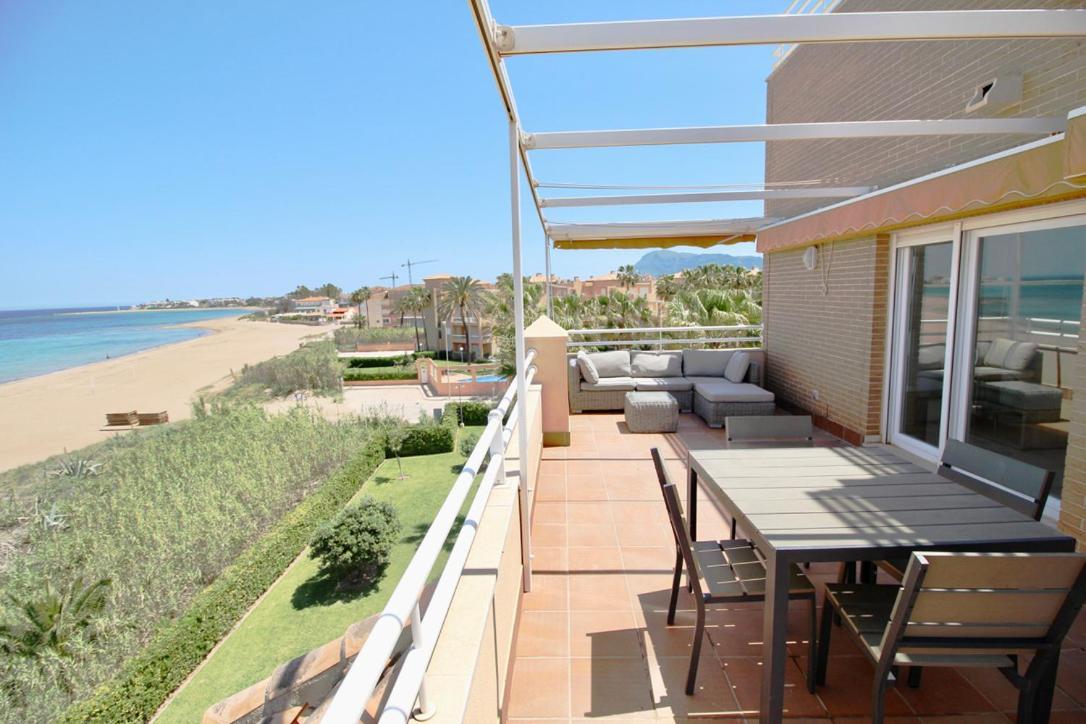 Atico Frontal Al Mar Con Piscina Privada By Homeprive Denia Luaran gambar