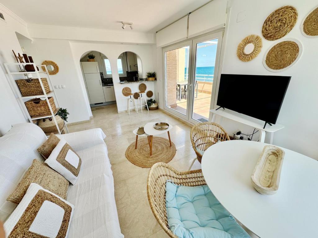 Atico Frontal Al Mar Con Piscina Privada By Homeprive Denia Luaran gambar